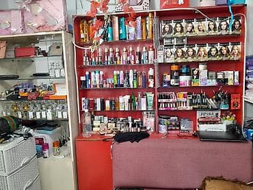 suni dodaq dolgusu: Aq ve qirmizi wkaflar satilur.2si biryerde 45m — 1