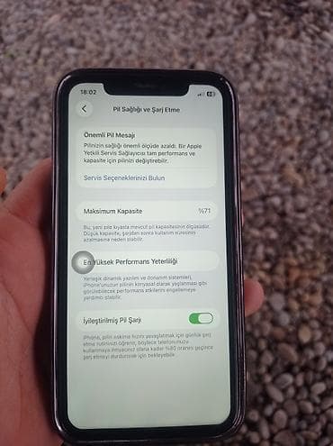 telefon saat: IPhone 11, 64 GB, Qara, Face ID — 6