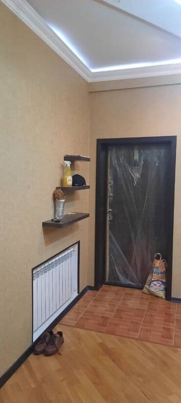 hezi aslanovda kiraye evler 3 otaqli kiraye evler ehmedlide kiraye evler ehmedlide: Həzi Aslanov metrosuna yaxin 16 mertebeli binanın 5-ci mərtəbəsində — 6