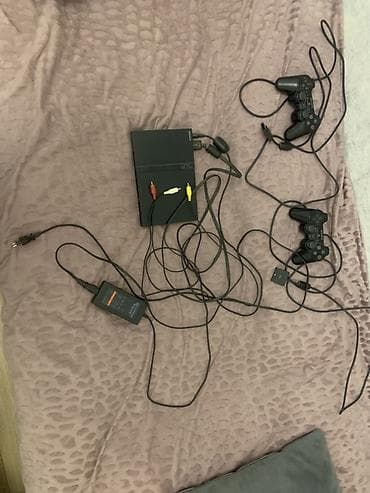 PlayStation 2 Slim işlək vəziyyətdə + 2 pult ⸻ PlayStation 2 Slim