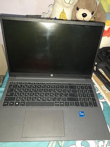 hp katric: HP noutbuk – 15.6" FHD (1920×1080) ekran, gümüşü gövdə. Texniki — 3