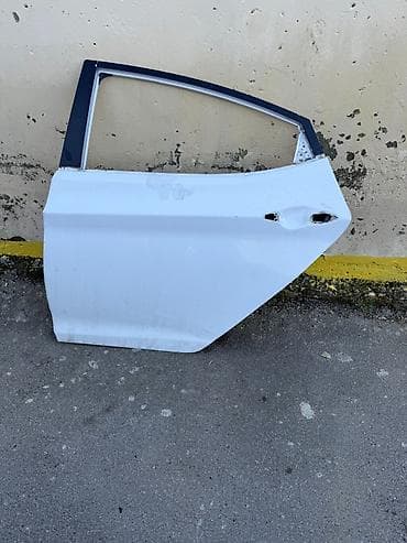 Məhsul: Hyundai Elantra Avtomobil arxa sol qapı (kuzov hissəsi)