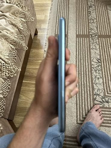 ikinci el iphone 13 pro max: Samsung Galaxy A52, 128 GB, rəng - Mavi, Barmaq izi — 4