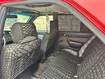 avto aksesuar: Mercedes-Benz sedan (W201 “190” seriyası) - Kuzov: 4 qapılı sedan — 2