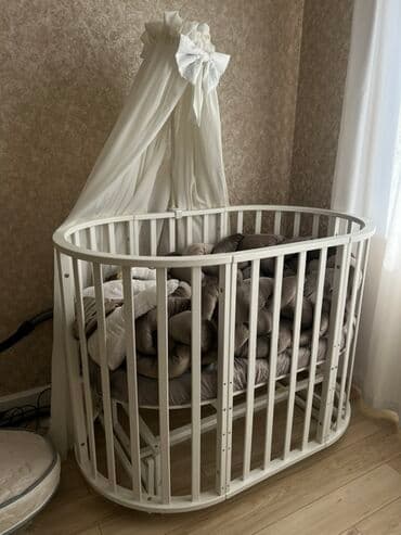 sadə pərdələr: Oğlan və qız üçün, Yumru, Beşik, Dəst ilə, Matras ilə, Yellənmə mexanizmsiz — 1