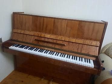 Endirimm. Piano Belarus satılır 180 azn.Ünvan:Xalqlar mt — 1