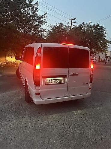 mercedes 208 d: Mercedes-Benz Vito: 2.2 l | 2011 il Van/Minivan — 6