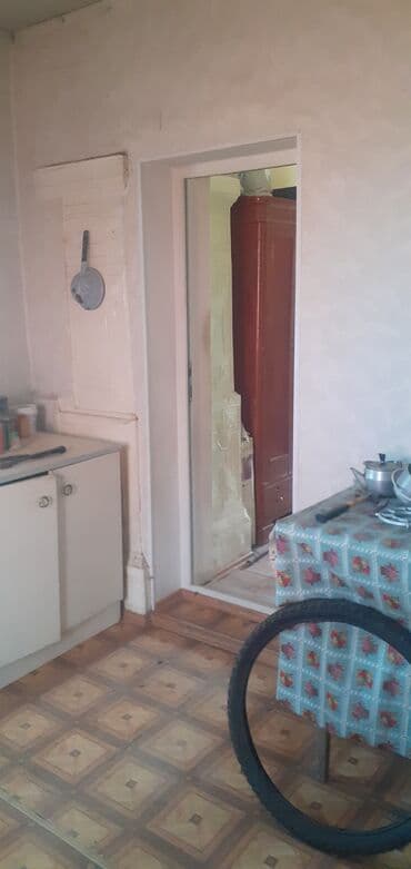 споты потолочные в баку: Kubiklər — 17