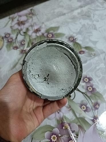 qədimi lampa: ​Sovet dövrünə aid, orijinal metal neft lampası satılır. ​Vəziyyəti — 8