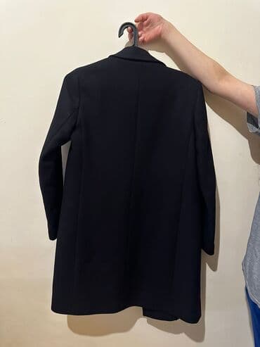 masin qelyani: Massimo Dutti palto
Ölçü 38/40
Rəng tünd göy — 3