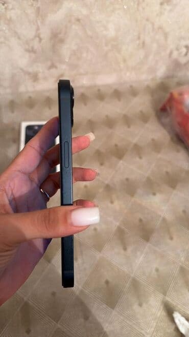 iphone 13 sade qiymeti: IPhone 13, Qara, Face ID — 2