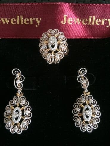 Toy paltarları və aksesuarları: Dəstə daxildir: Bilərzik, Sarı qızıl, 750 Əyar, 1 g — 2