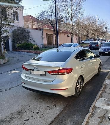 r17 diskler: Hyundai Elantra sedan qiymet sondu - Kuzov: gümüşü rəng, 4 qapı — 10