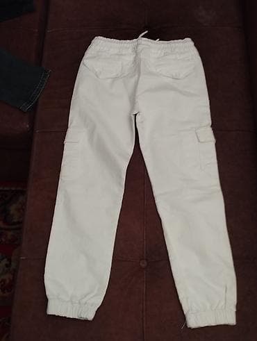 usaq geyimleri: Şalvarlar 10azn kofda 5azn heç birinin çırixi zadi yozdu tezeden — 5