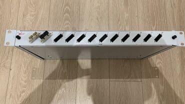 modem fiber optik: Fiber optik patch panel — 1