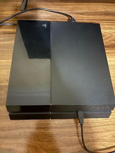 islenmis printer satisi: Playstation 4 birinci əldir sadəcə özüm işlədmişəm heçbir oyun crack — 1
