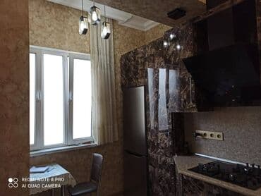 sibrizdə evlərin qiyməti: Bakı, 3 otaqlı, Köhnə tikili, m. Sahil, 80 kv. m — 9