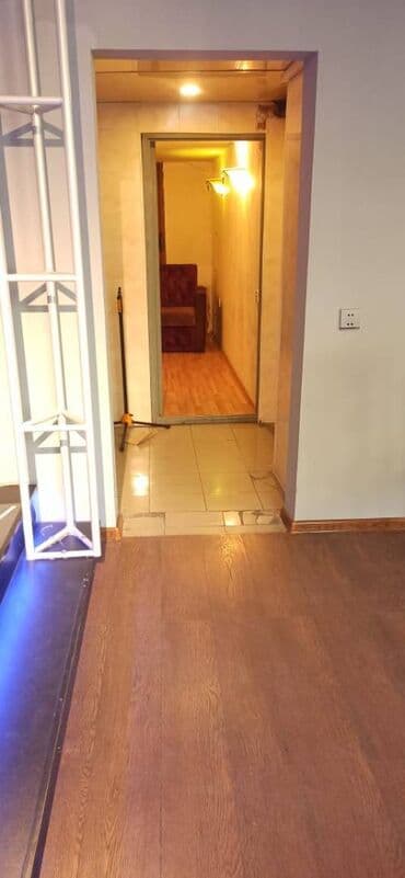 novxani restoranlar: Yasamal rayonu Nizami metrosuna yaxın 175 kv.m sahəsi olan, 4otağlı — 2