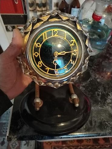 Ev saatları: Masaüstü saatlar, Mexaniki — 1