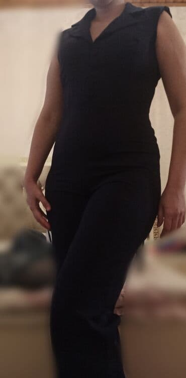 Шубы: Qadın geyim dəsti (Tulum )– tünd göy rəngdə - 2 parçadan ibarət — 2