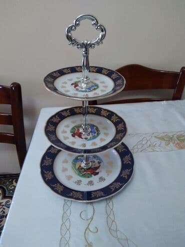 Tort və şiriniyyat qabı