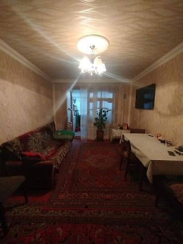 samaxinkada gunluk evler: Gəncə, 3 otaqlı, Köhnə tikili, 70 kv. m — 2