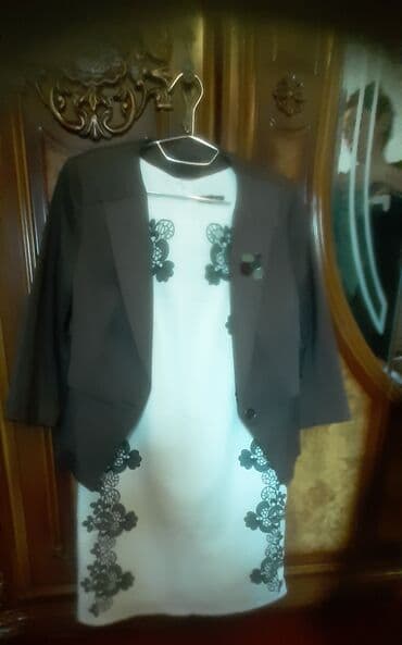 дождевик купить в баку: Qadın geyimləri dəsti – 3 fərqli don və 1 qısa pencək 1) Ağ rəngli — 3