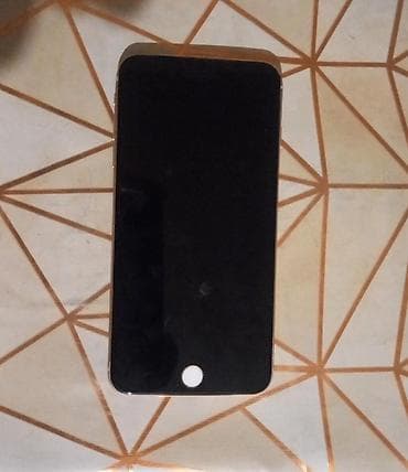 ipone 6 plus: IPhone 8 Plus, Qızılı, Simsiz şarj — 2