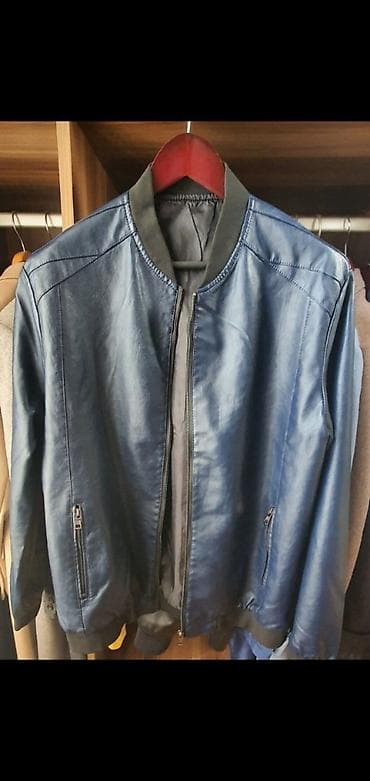 prada kurtka: Ölçüsü 52. Sifarişlə gəlib. Ölçüsü böyük olduğu üçün satılır. Tam — 5
