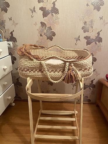 besikler: Oğlan və qız üçün, Yumru, Beşik, Dəstsiz, Matrassız, Yellənmə mexanizm ilə — 1