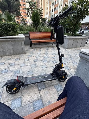 Elektrik nəqliyyatı: İşlənmiş Elektrik samokat 9", > 1000 Vt, > 45 km/s, Ünvandan götürmə, Pulsuz çatdırılma, Ödənişli çatdırılma — 2