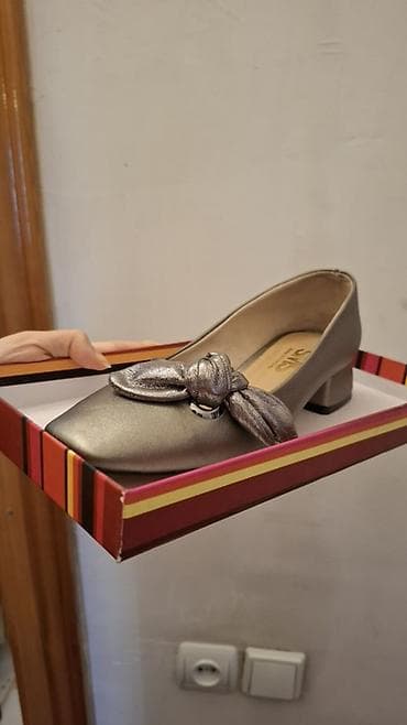 ayaqlar: Qadın baletka tipli ayaqqabı Ölçü 36 razmer - Brend: 777 - İstehsal — 2