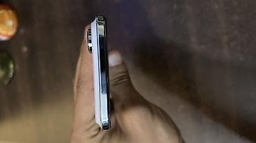 IPhone Air, 512 GB, Ağ, Simsiz şarj — 7
