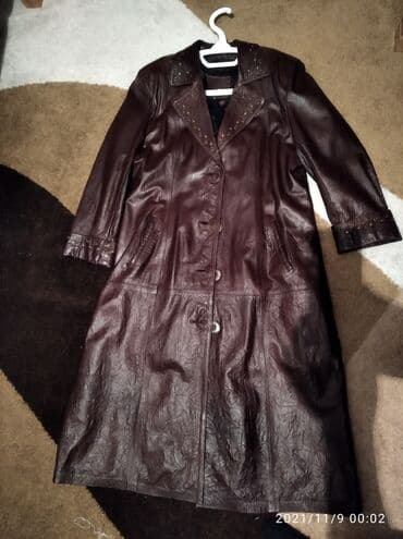 Futbolka və maykalar: Dəri plaş çox geyinilmeyib.Yaxsi vəziyyətdedi — 2