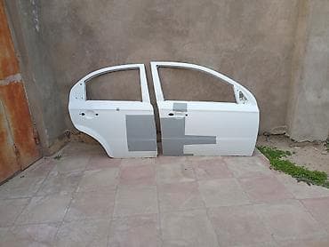 Ravon R3 Qapıları Kasmetka işləri var Son Qiymət 300 Azn