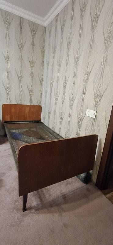 Təknəfərlik çarpayı, Bazasız, Matrassız, Siyirməsiz