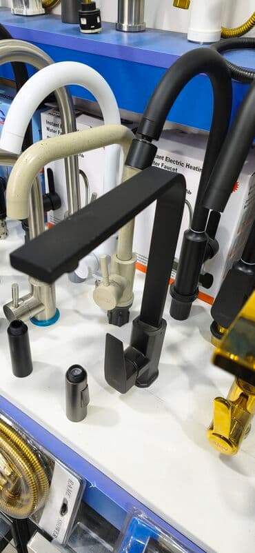 kanalzasiya borusu: Mətbəx üçün müasir dizaynlı qaralmış qara kran Xüsusiyyətlər: - — 1