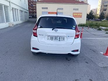 nissan note: Maşın ölkeya yeni galib aprel ayının 27 resimleşdirilib. Heç bir — 3