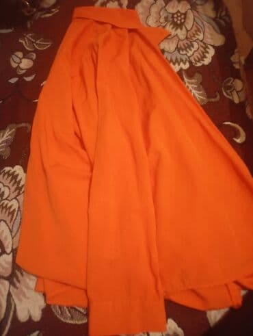 женские зимние спортивные костюмы: Qadın geyim dəsti – ayrı-ayrı hissələr şəklində 1) Ağ qısa uzunluqda — 8