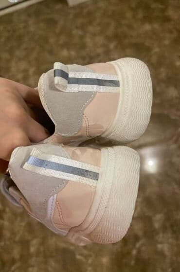 puma fenty qadın krossovkaları: Ölçü: 35, rəng - Ağ, Yeni — 3