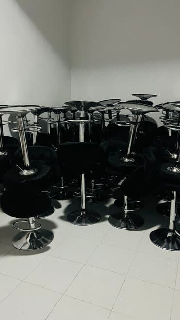 bar şkaf: Bar stullari. Uzeri qara mexmer. Hundurluk 45-85 sm arasi deyismek — 4