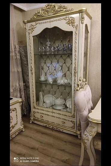 Qonaq otağı dəstləri: Servant, Kredit yoxdur — 1