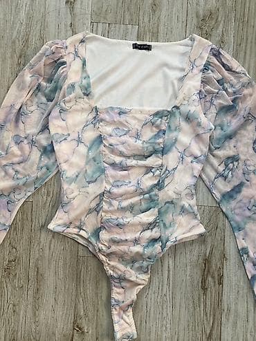 parca cantalar: Qadın bodi dəsti Model və dizaynlar: - Nazik askılı, V-yaxa leopard — 5
