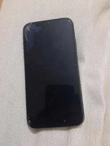 iphone 11 telefon: IPhone 11, Qara, Face ID — 1