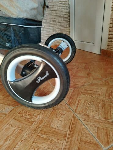 Uşaq geyimi və ayaqqabıları: Klassik gəzinti arabası, İşlənmiş — 2