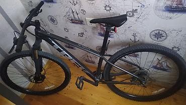 matorlu yesevet: Trek Marlin 5 dağ velosipedi - Çərçivə: yüngül alüminium hardtail — 3