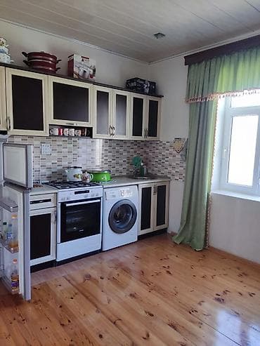 Mənzillər: Xezer rayonu merdekan qesebesi.3otaqli normal temirli heyet evi kiraye — 8