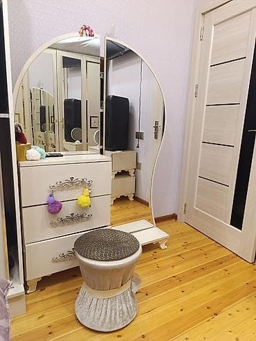 Vizaj/maqaj stolu dəsti - Rəng: krem/ivori tonlarında - Material lalafo.az -da Vizaj/maqaj stolu dəsti - Rəng: krem/ivori tonlarında - Material