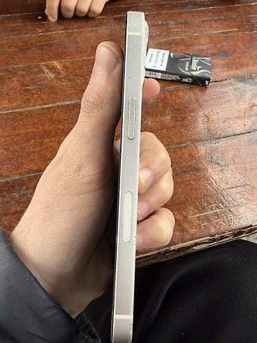 iphone tablet: IPhone 13, 128 GB, Ağ — 6