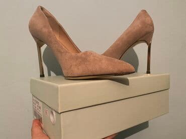 туфли новая не одевала не разу: Qadın klassik tufli – stilettos - Rəng: açıq bej/nude - Material — 1